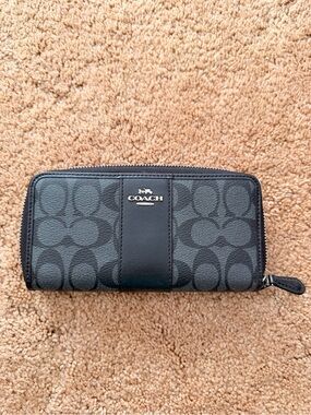 Coach Black Signature Zip Wallet with Leather Trim